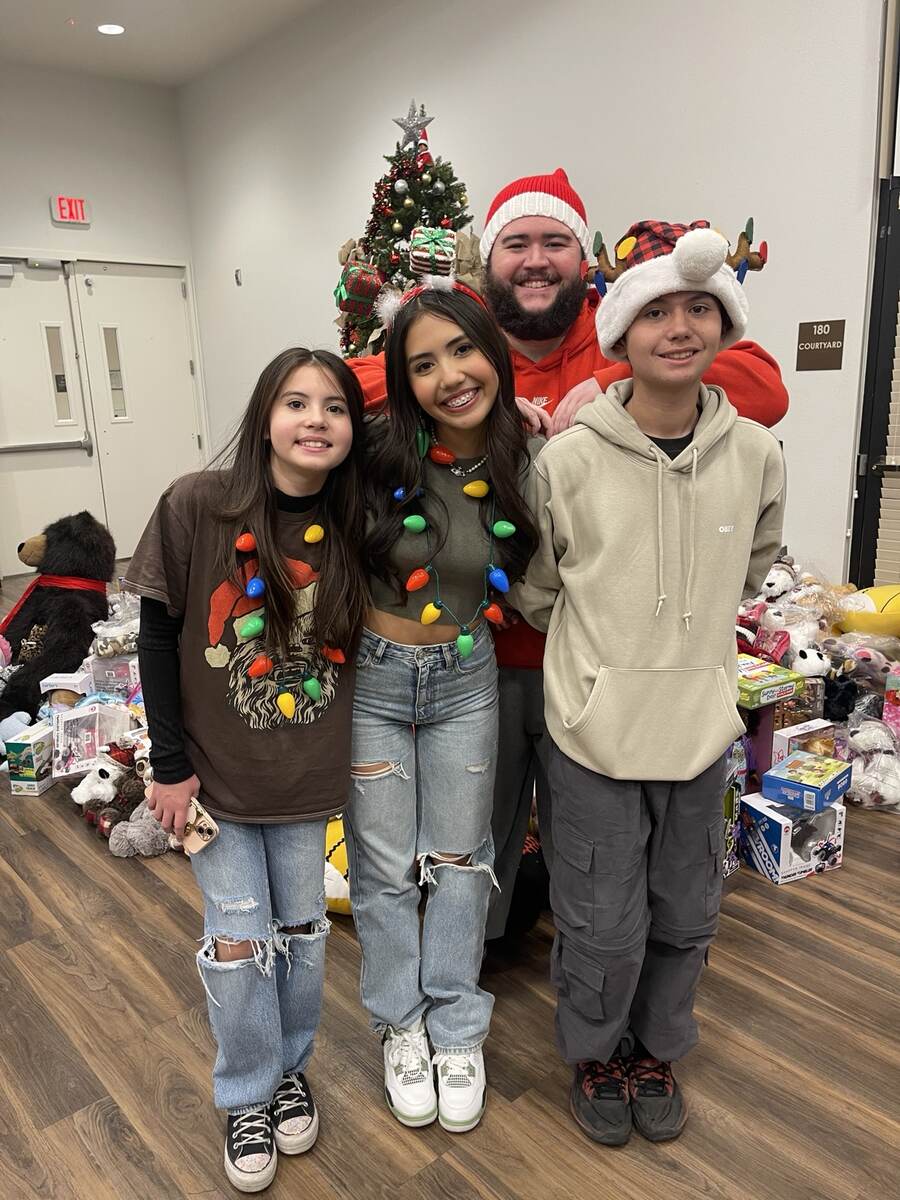 Creating a Giving Culture LV youth team at the Christmas Blessing